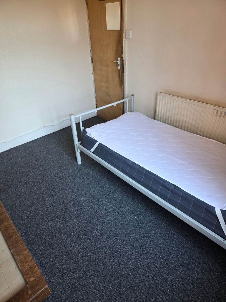 image for Clean single room to let in redfield, bristol. 