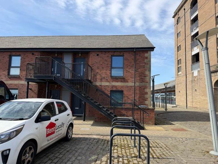 Quayside Mews, City Quay, Dundee - Two Bedroom Apartment