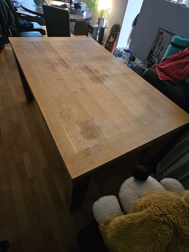 Dining table only 150x90 Free