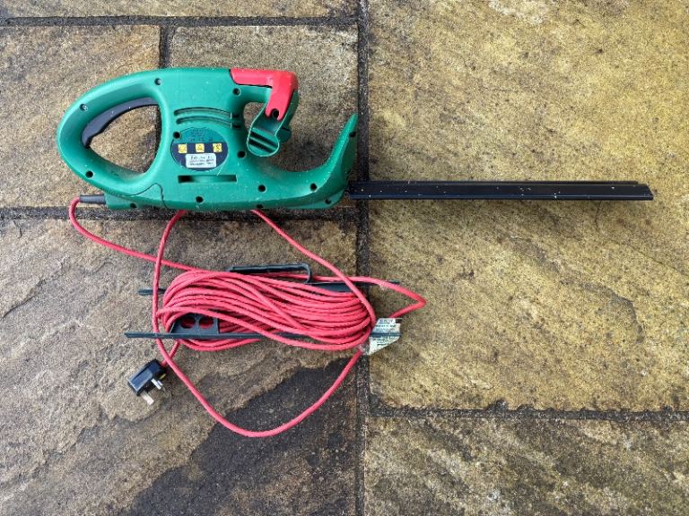 Qualcast Hedgemaster 370 Electric Hedge Trimmer