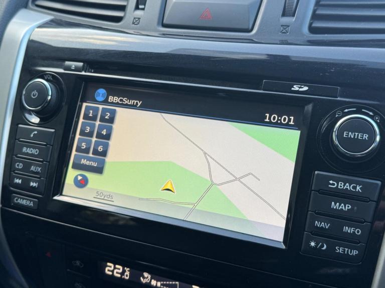  Nissan Navara 2.3 dCi Tekna Auto 4WD Euro 6 4dr Diesel Automatic