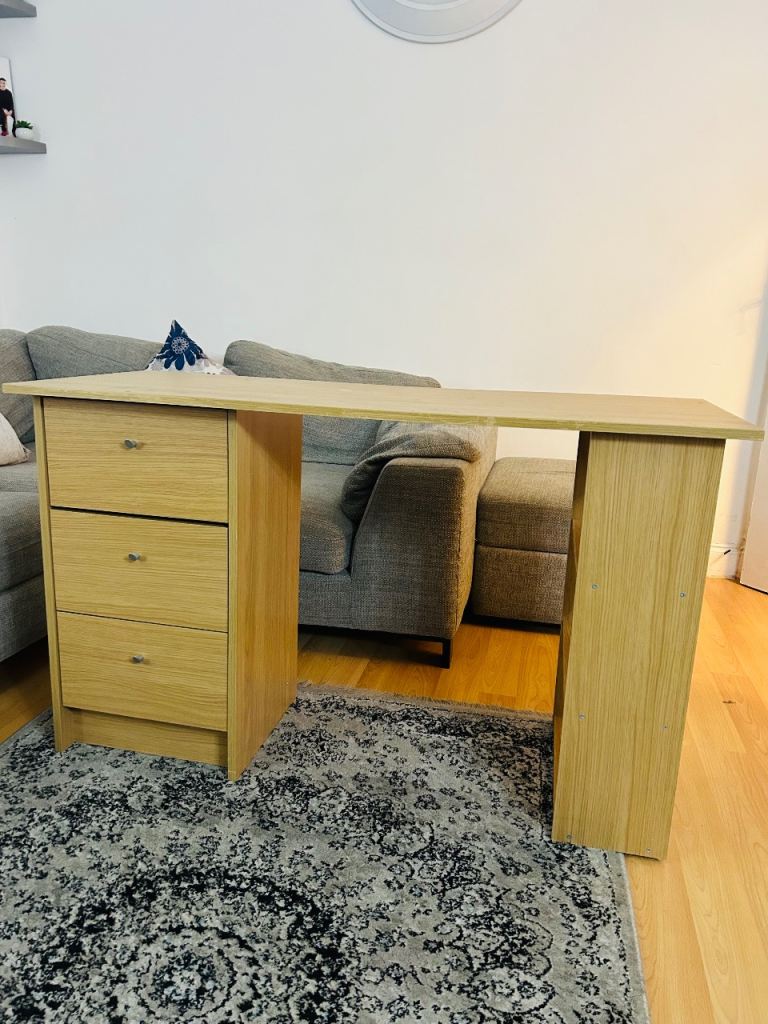 Desk birch perfect condition free delivery depending on location!!