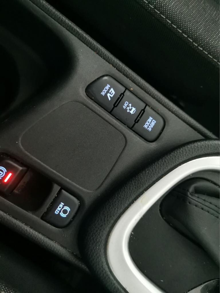 2022 Toyota Yaris 1.5 VVT-h Design Hatchback 5dr Petrol Hybrid E-CVT Euro 6 (s/s) (116 ps) -  Hat...