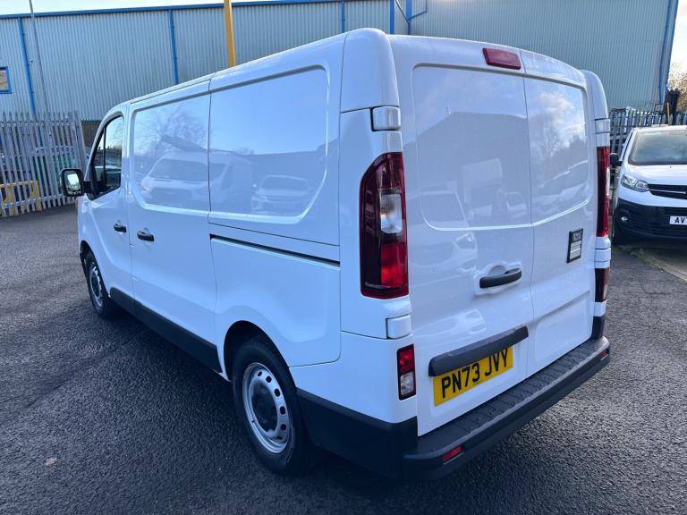 2023 73 RENAULT TRUCKS UK TRAFIC dCi 150 3T LWB L2 H1 Van Red Edition