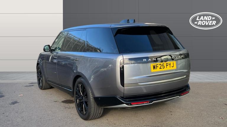 2025 Land Rover Range Rover 3.0 P400 HSE LWB 4dr Auto [7 Seat] ESTATE PETROL Automatic