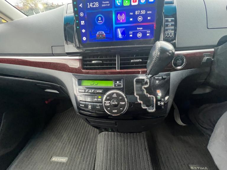 2024 Toyota Estima 2.4 Automatic 7 Seater. 83000 Miles. PETROL. Apple Car Play NAV. CAM. PX OK MP...