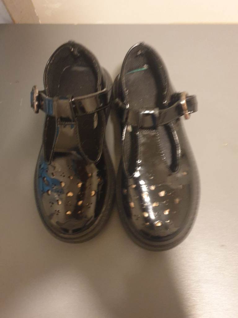 Black Patent Kids Shoes – Buckle Fastening, Good Condition