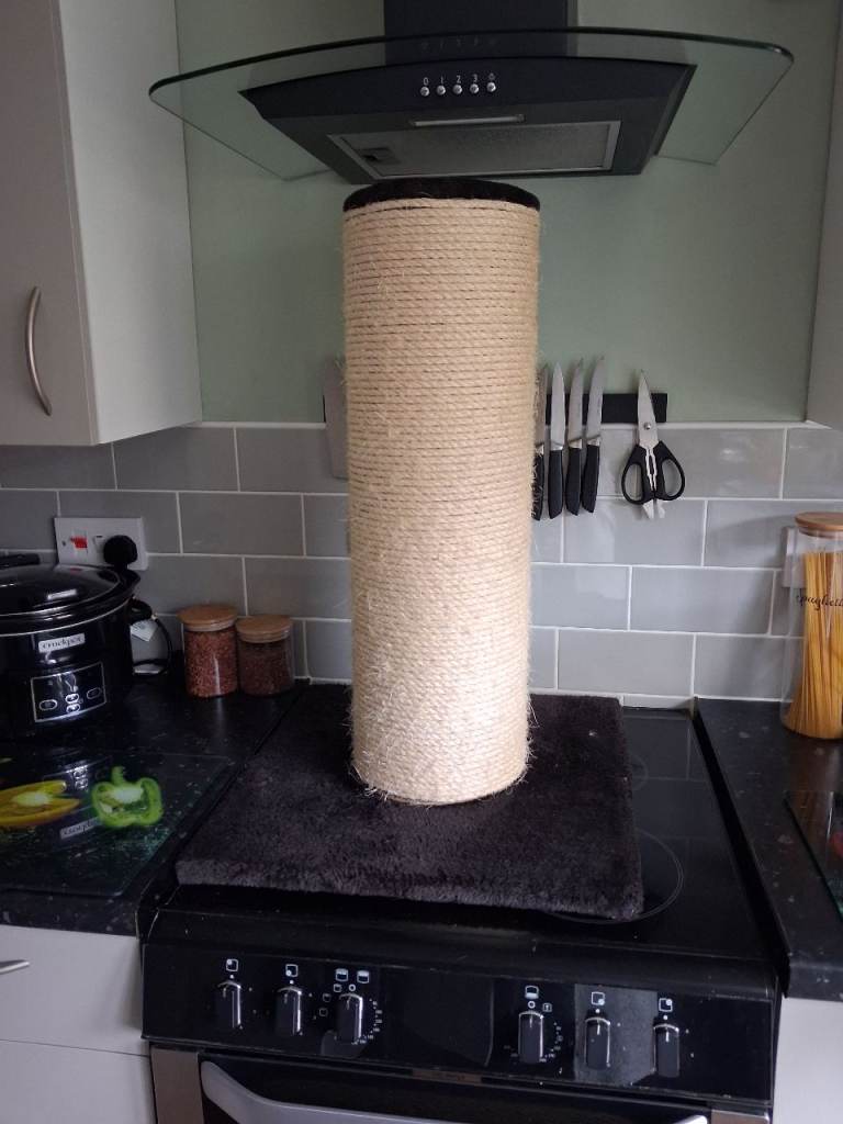 Giant cat scratching post 