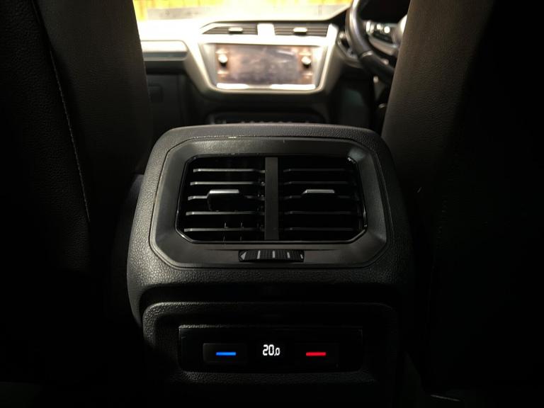 2018 Volkswagen Tiguan 2.0 TDI R-Line DSG 4Motion Euro 6 (s/s) 5dr ESTATE Diesel Automatic