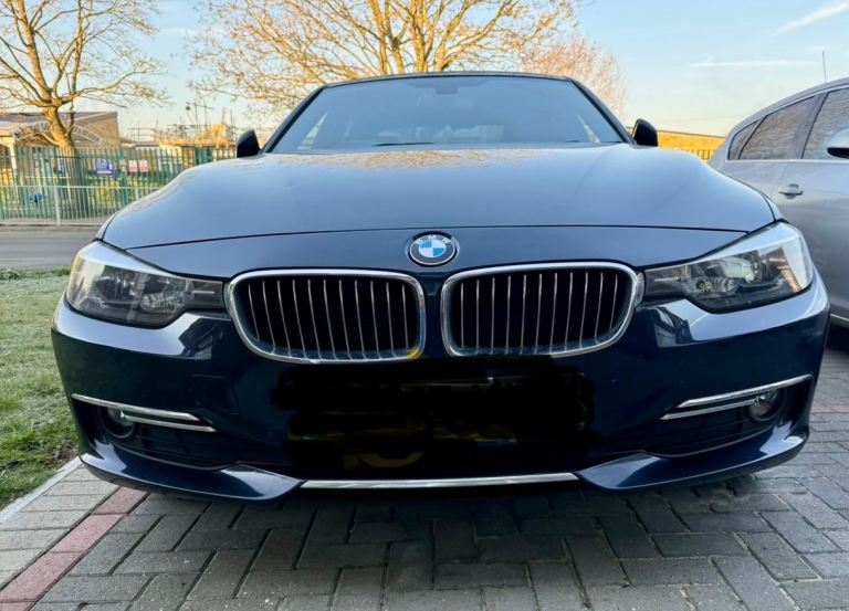 BMW F30 3 SERIES 320D 2015 PRE LCI SE MODEL. FRONT BUMPER, REAR BUMPER AND BOTH SIDE SKIRTS