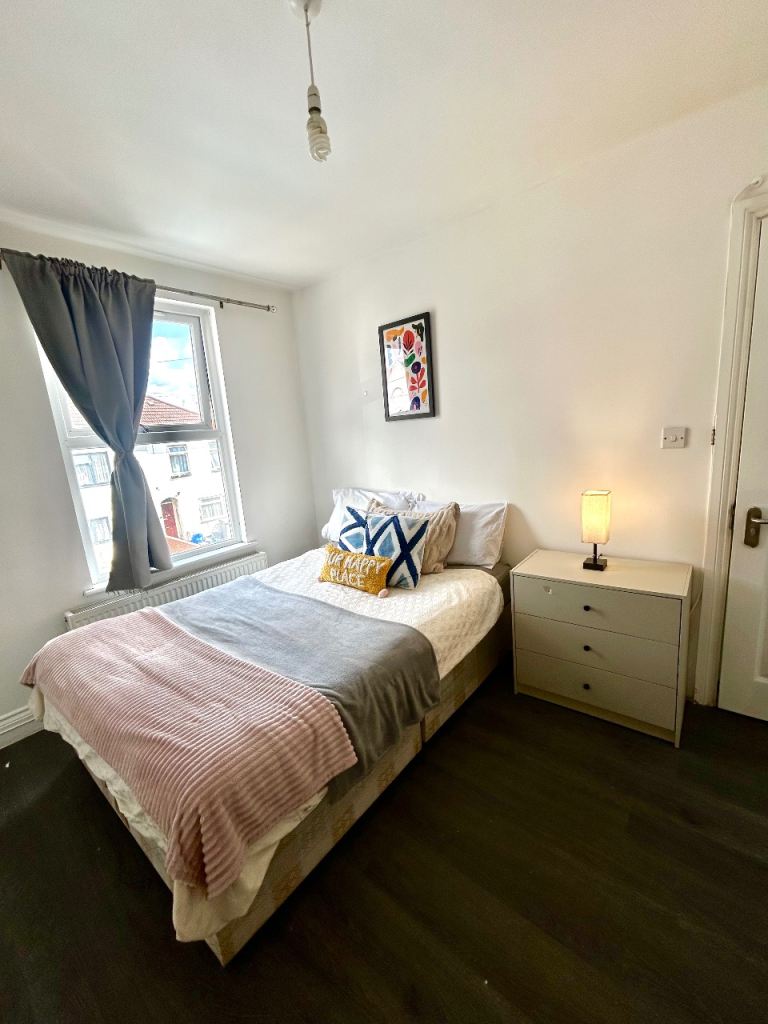 Double Room Wembley Central 