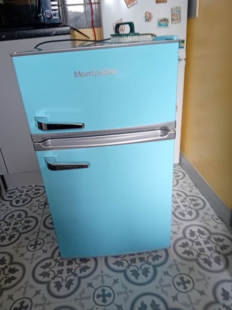 Fridge. Freezer for sale