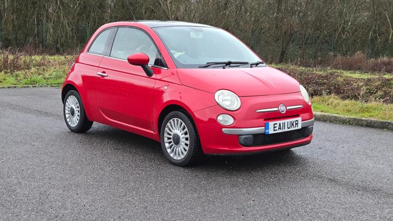 2011 Fiat 500 1.2 Lounge Dualogic Euro 4 3dr Only 56000 Miles 20 Pound Road Tax