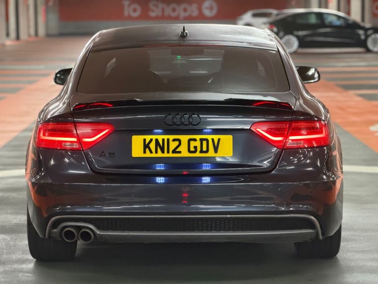 Audi, A5, Hatchback, 2012, Semi-Auto, 1968 (cc), 5 doors