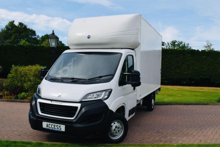 2023 Peugeot Boxer 2.2 BlueHDi 335 Built for Business Luton 3dr Diesel Manual L4 Euro 6 (s/s)  CH...