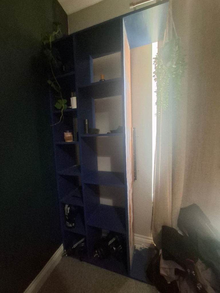 Shelving unit