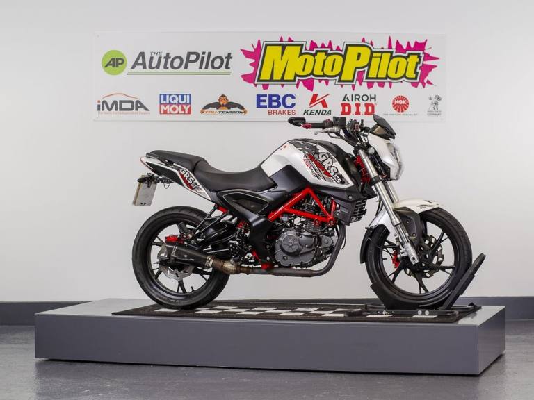 2021 KSR MOTO GRS 125 125 Naked Petrol Manual Euro 4 (11 ps) Naked Petrol Manual