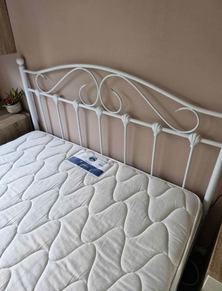 Double Room Available – Redditch (£400 PCM, Bills Included)