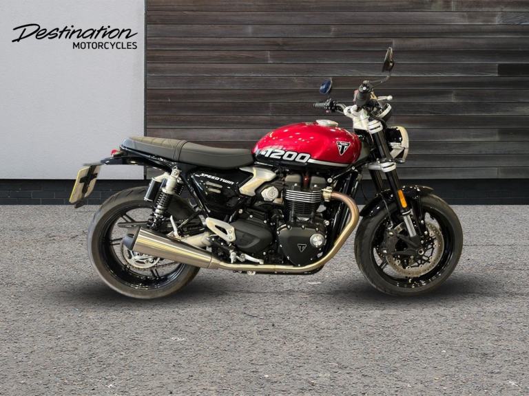 2025 Triumph Bonneville Speed Twin 1200 STANDARD COLOUR Petrol black Manual