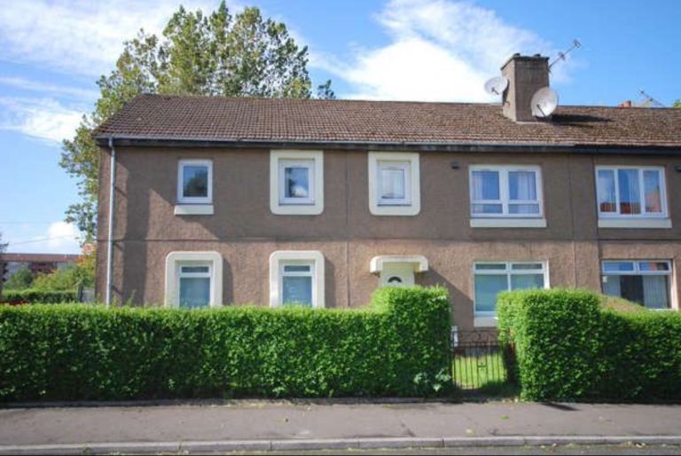 3 bedroom flat on Mingulay Street - Glasgow, Milton 