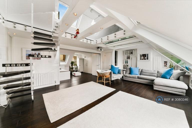 3 bedroom flat in Humber Road, London, SE3 (3 bed) (#3080246)