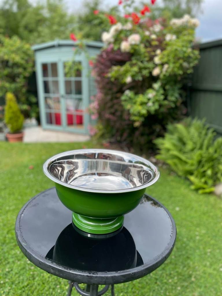 Punch bowl / drinks chiller large diameter Stainless steel finished in stylish green