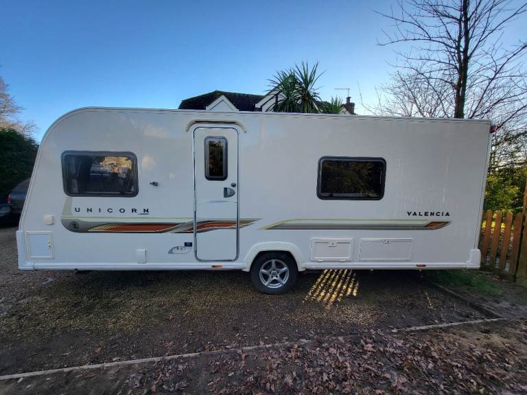 BaileyUnicornValencia2012 4 berth-1 fixed bed, End Shower-room Caravan