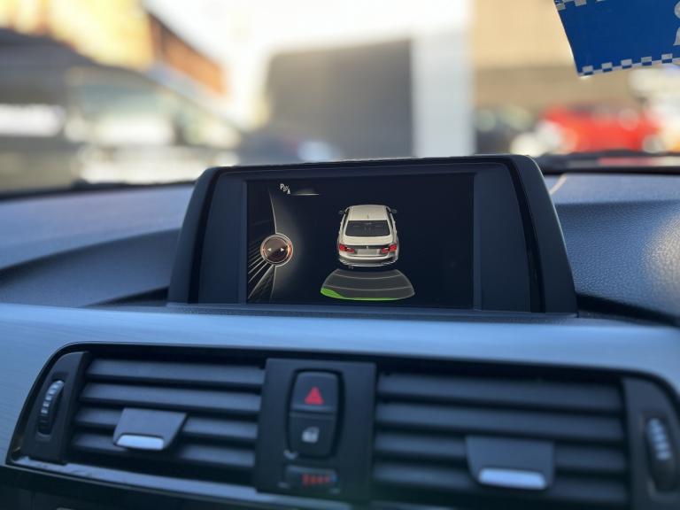 BMW 3 SERIES 2.0 320d Sport Saloon 2015