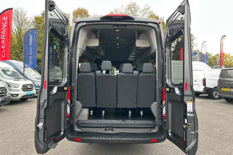2025 Ford Transit 460 Limited AUTO L4 H3 ELWB High Roof 17 Seat Minibus RWD 2.0 EcoBlue 165ps Min...