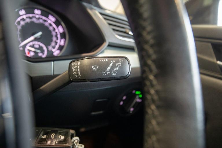 2016 Skoda Superb 2.0 TDI CR SE Technology 5dr ESTATE DIESEL Manual