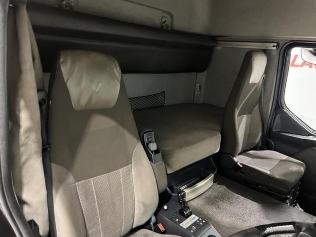 Renault Premium 460 6x2 Midlift Tractor Unit 