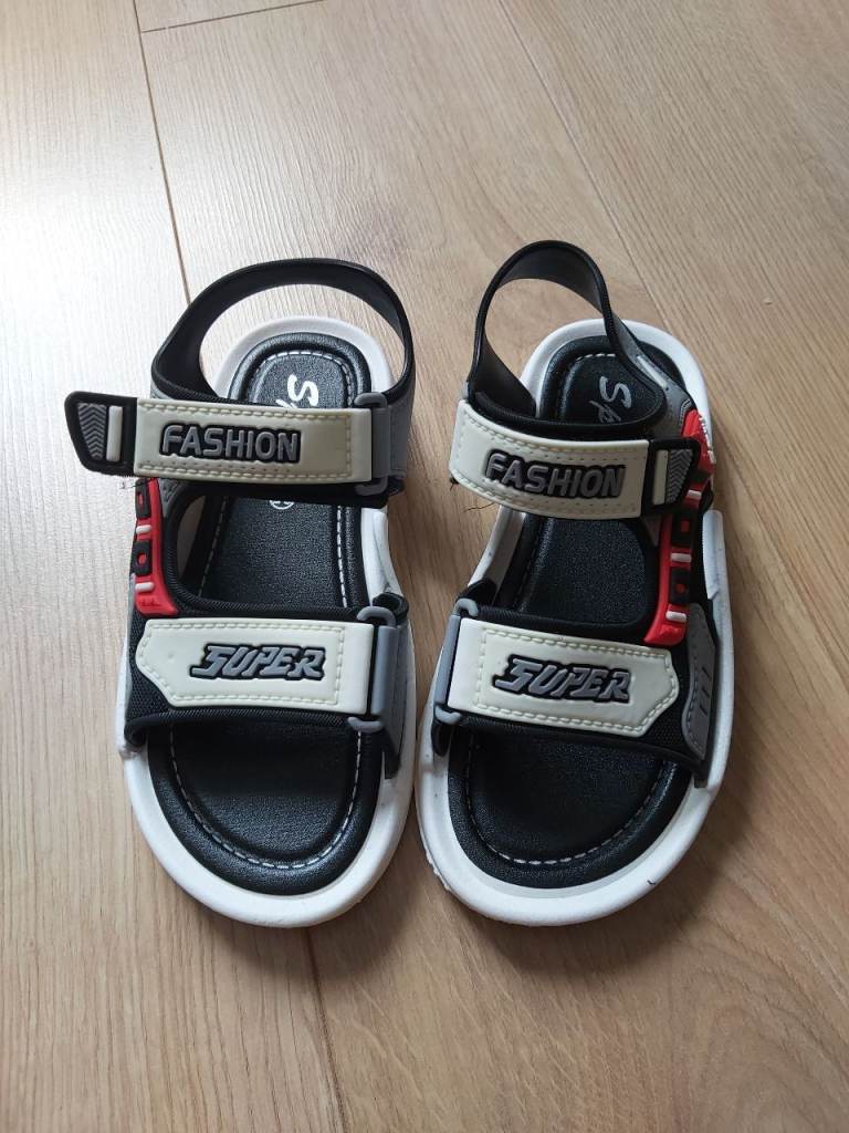 Kids’ Summer Sandals