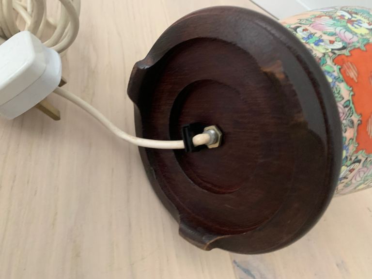 Chinese style multi-coloured porcelain table lamp