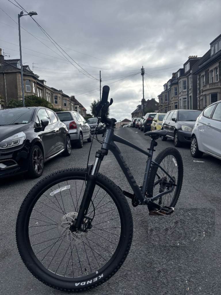 Giant Talon 2 Mountain Bike – New