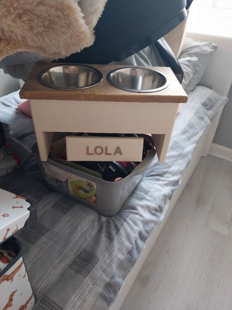 Lola food water bowls 