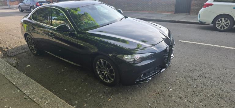 2018 Alfa Romeo Giulia 2.2 JTDM-2 180 Tecnica 4dr Auto SALOON Diesel Automatic