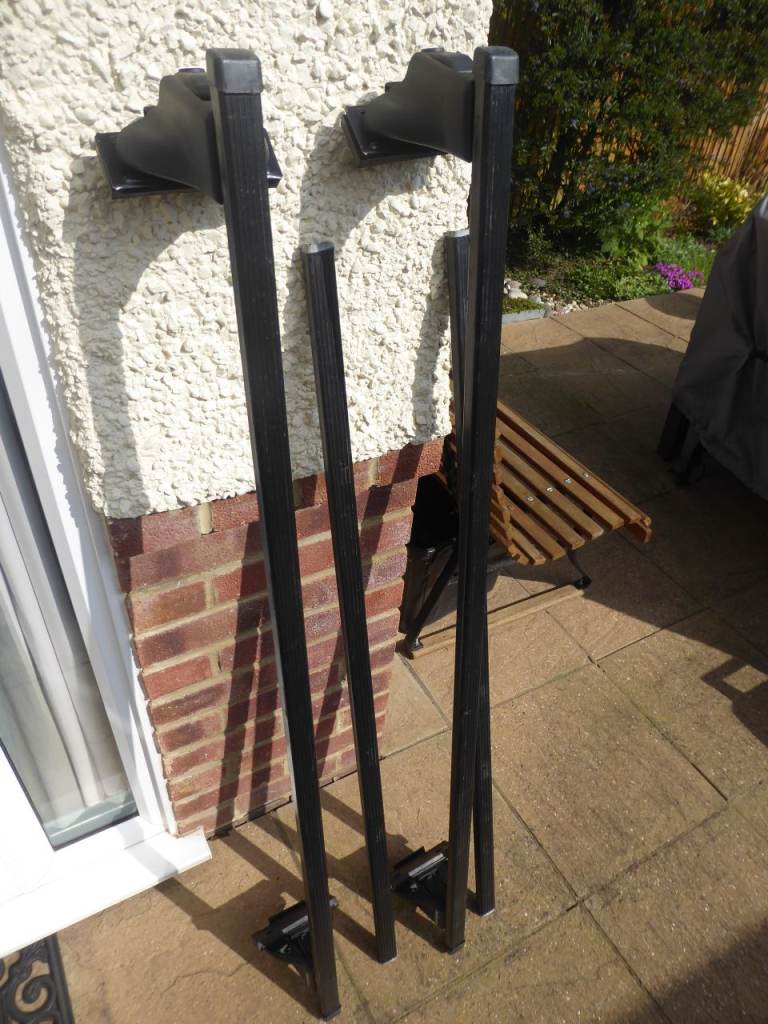 Halford roof bars