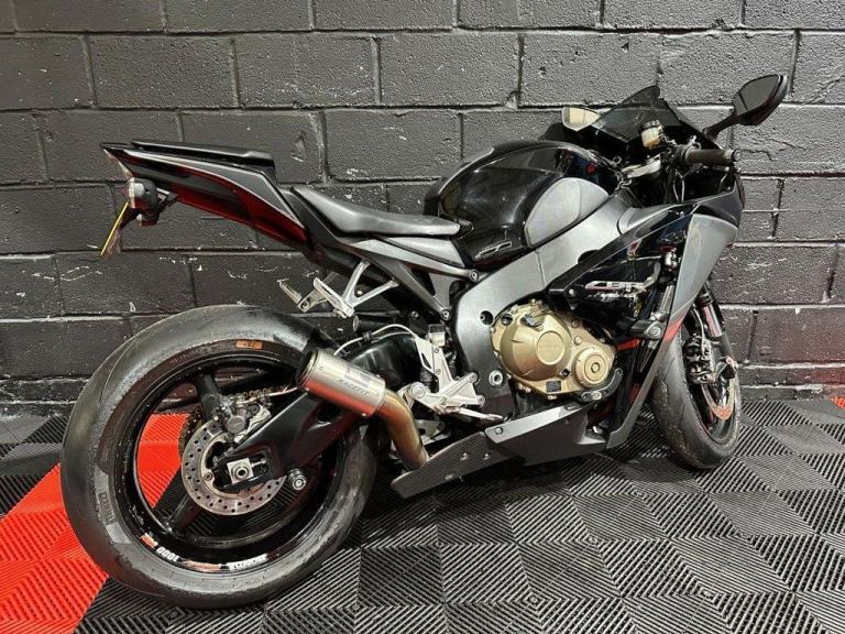 2009 09 HONDA CBR1000RR FIREBLADE FINANCE SPECIALISTS APPLY NOW