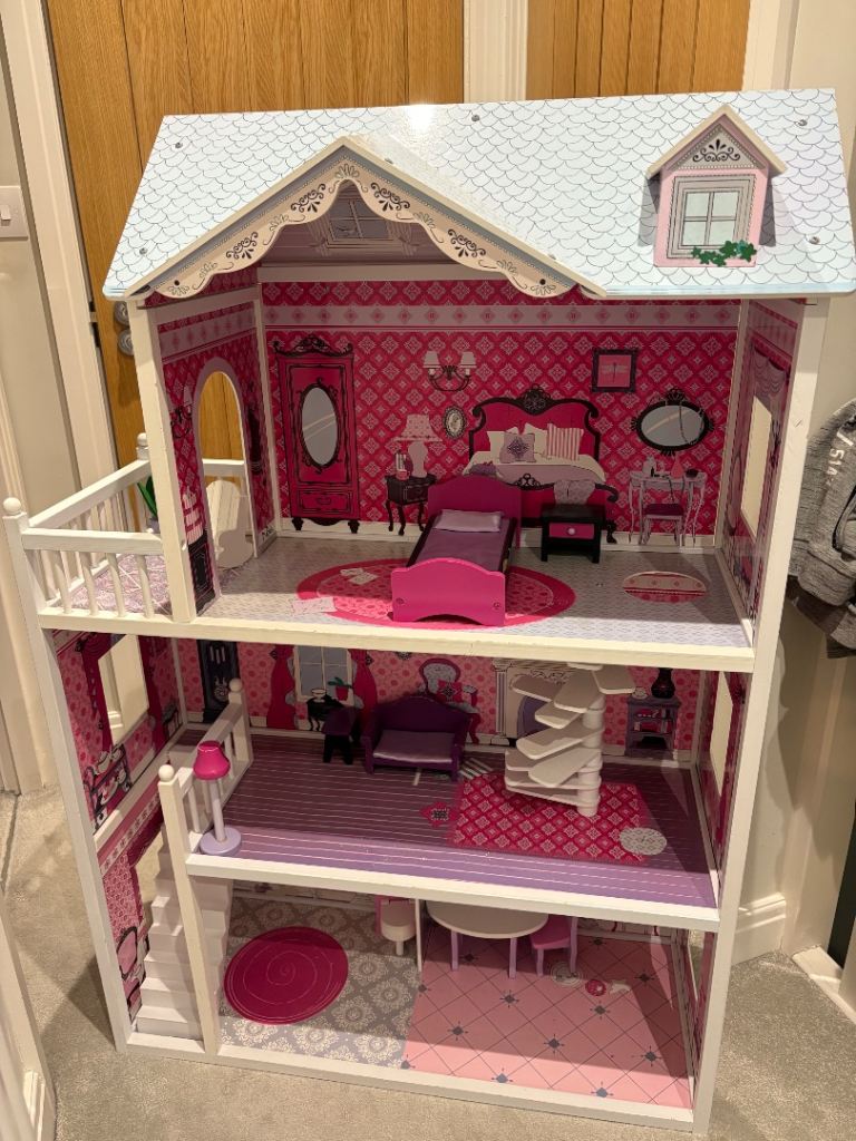 Doll house