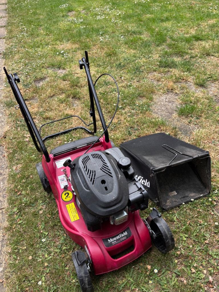 Mount field lawn mower petrol