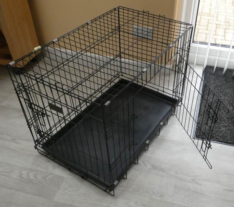 Metal Folding Dog Crate with plastic under tray