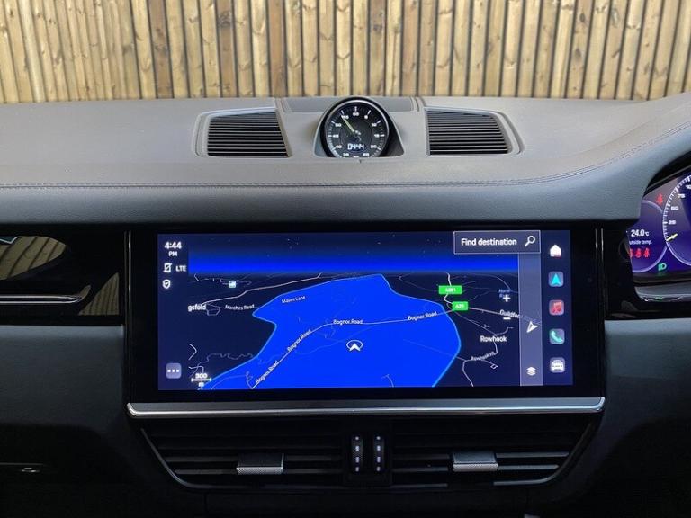 2022 Porsche Cayenne V6 E-Hybrid SUV HYBRID Automatic