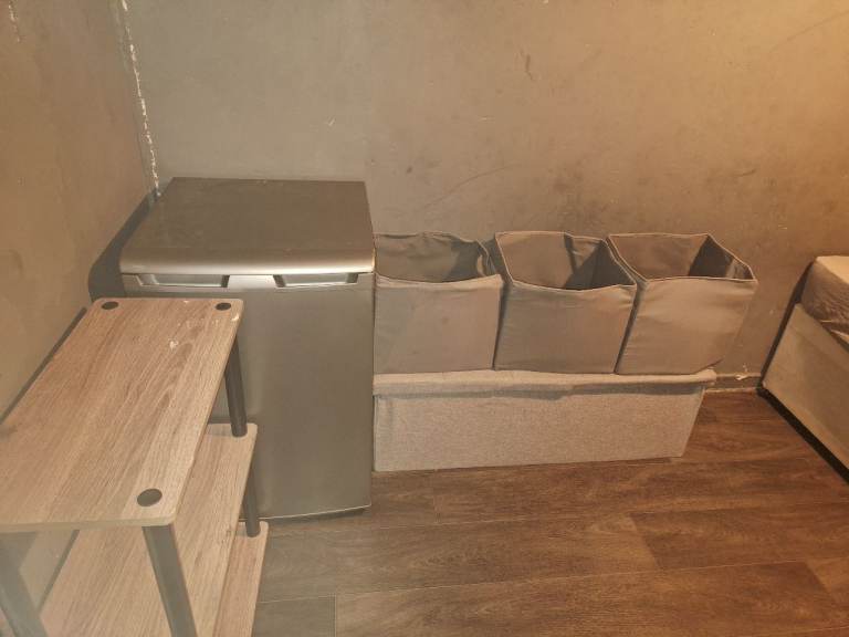 Furnished Double room in a family flat