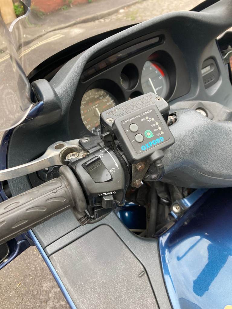 Honda Pan European ST1100Y 2000 (X reg) LOTS OF EXTRAS - BRAND NEW FRONT TYRE