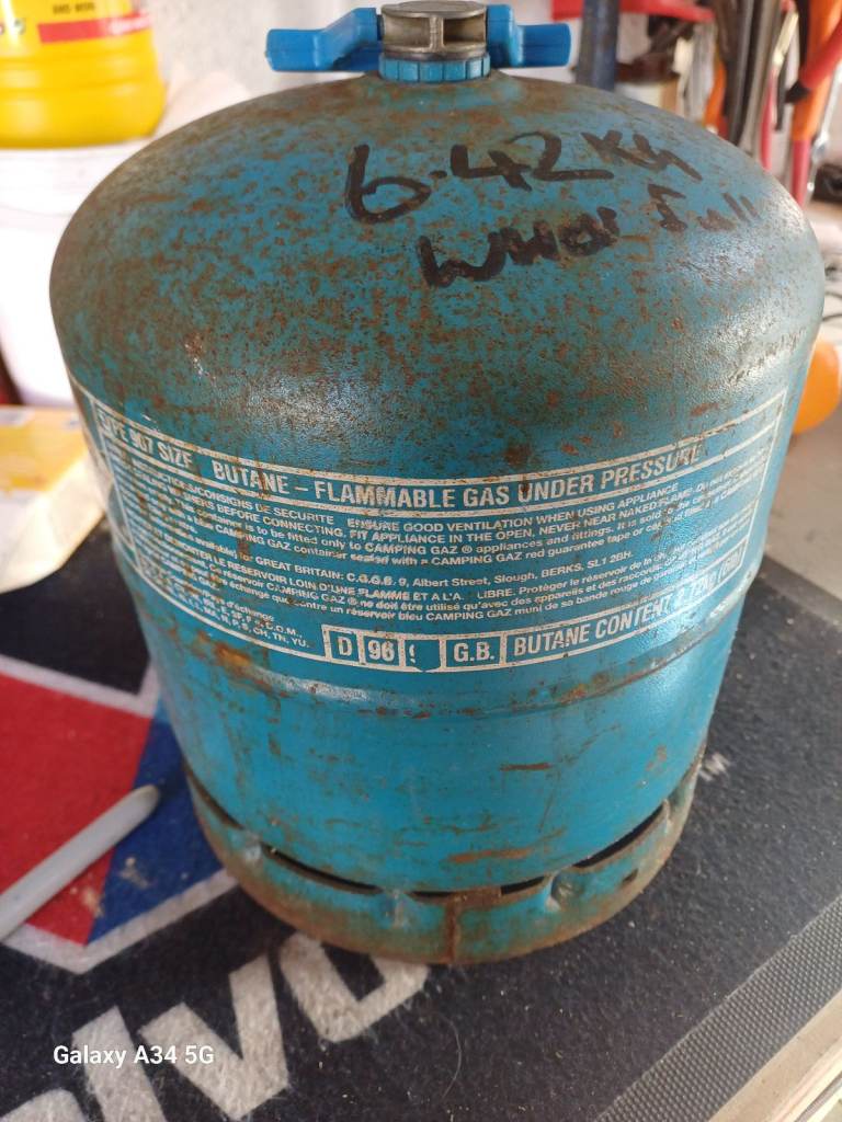 Camping gaz cylinder