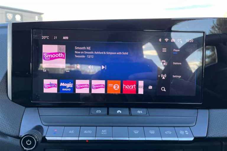 2022 Vauxhall Astra 1.2 Turbo 130 Design 5dr HATCHBACK PETROL Manual