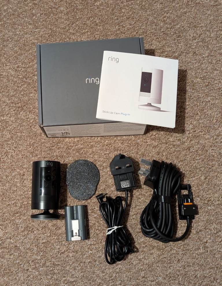 Ring Stick Up Cam Plug-In - Black, As Good As New