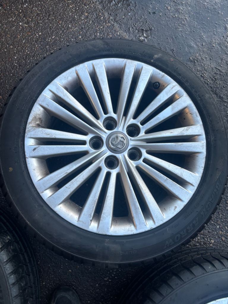 18inch Vauxhall insignia alloy wheels x4