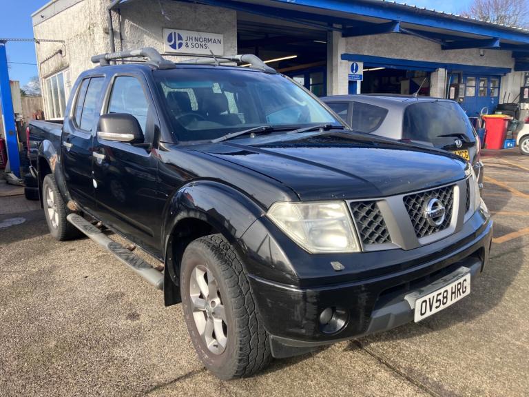 2009 Nissan Navara D/Cab Pickup Platinum 2.5dCi 169 4WD MOT August 2026 £1995 PICK UP Diesel Manual