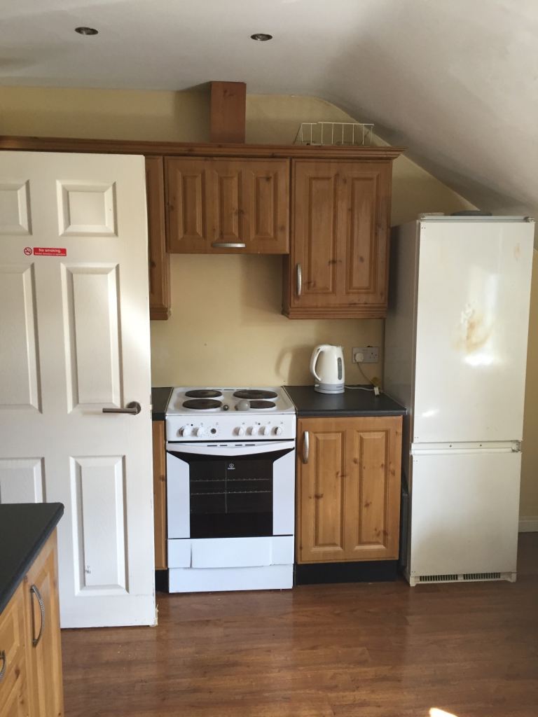 4 Bedroom apartment on University Avenue